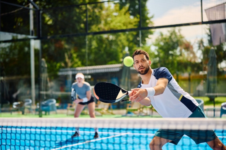 Mastering the Basics: A Beginner's Guide to Padel Game